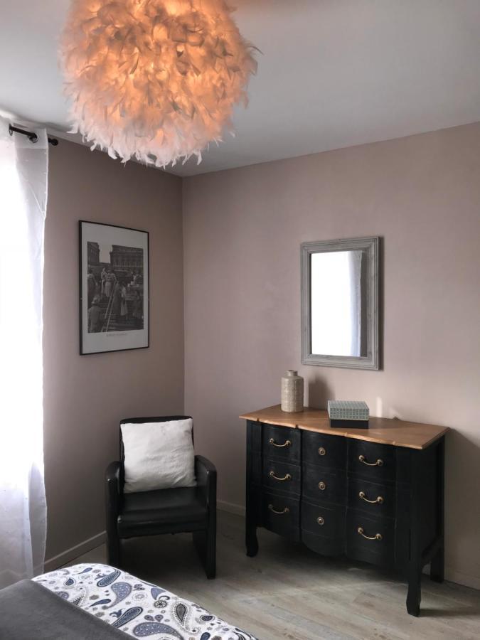 Contemporain Pont Vieux *